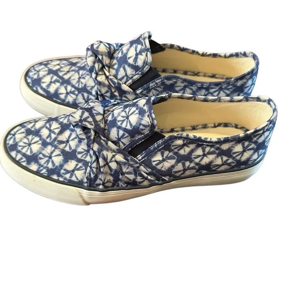NWT Talbots blue & white tie dye Jadan Knot slip ons- size 8